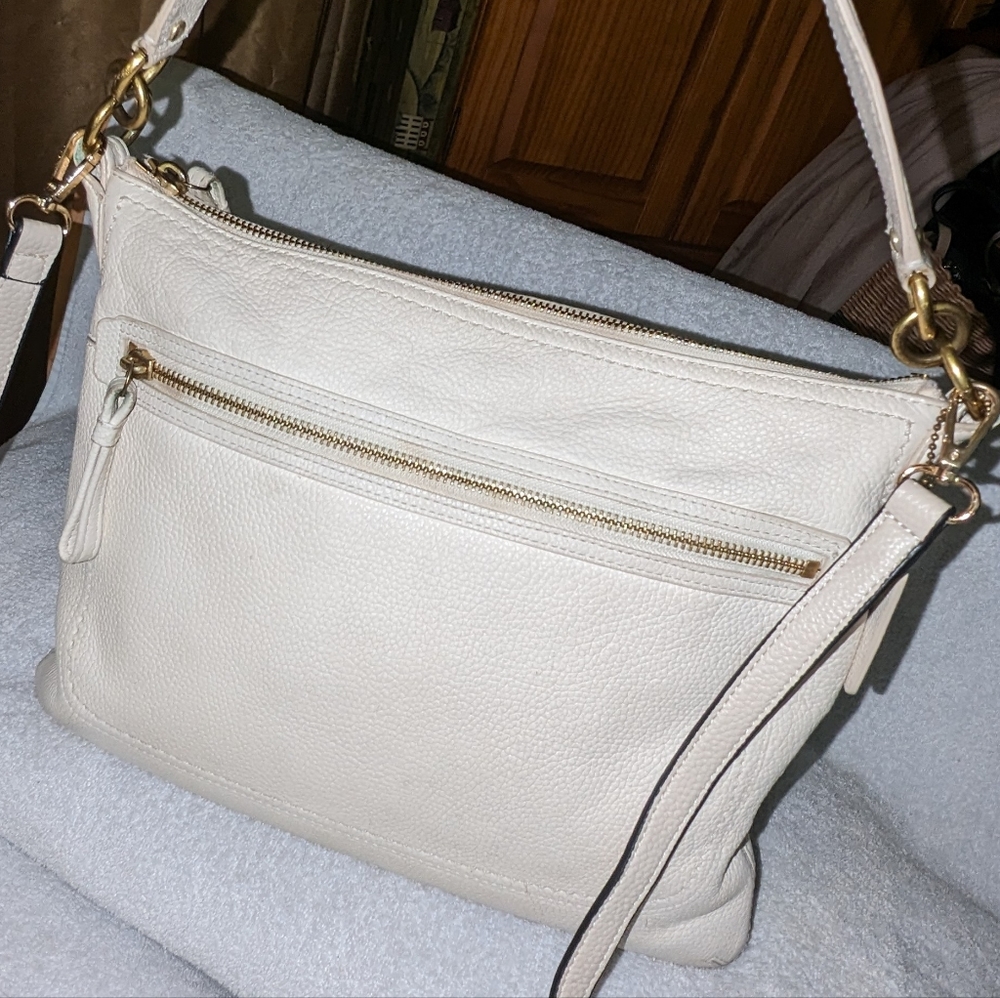 Coach Poppy Perri Hippie off white leather bag. 22421M - Picture 3 of 11